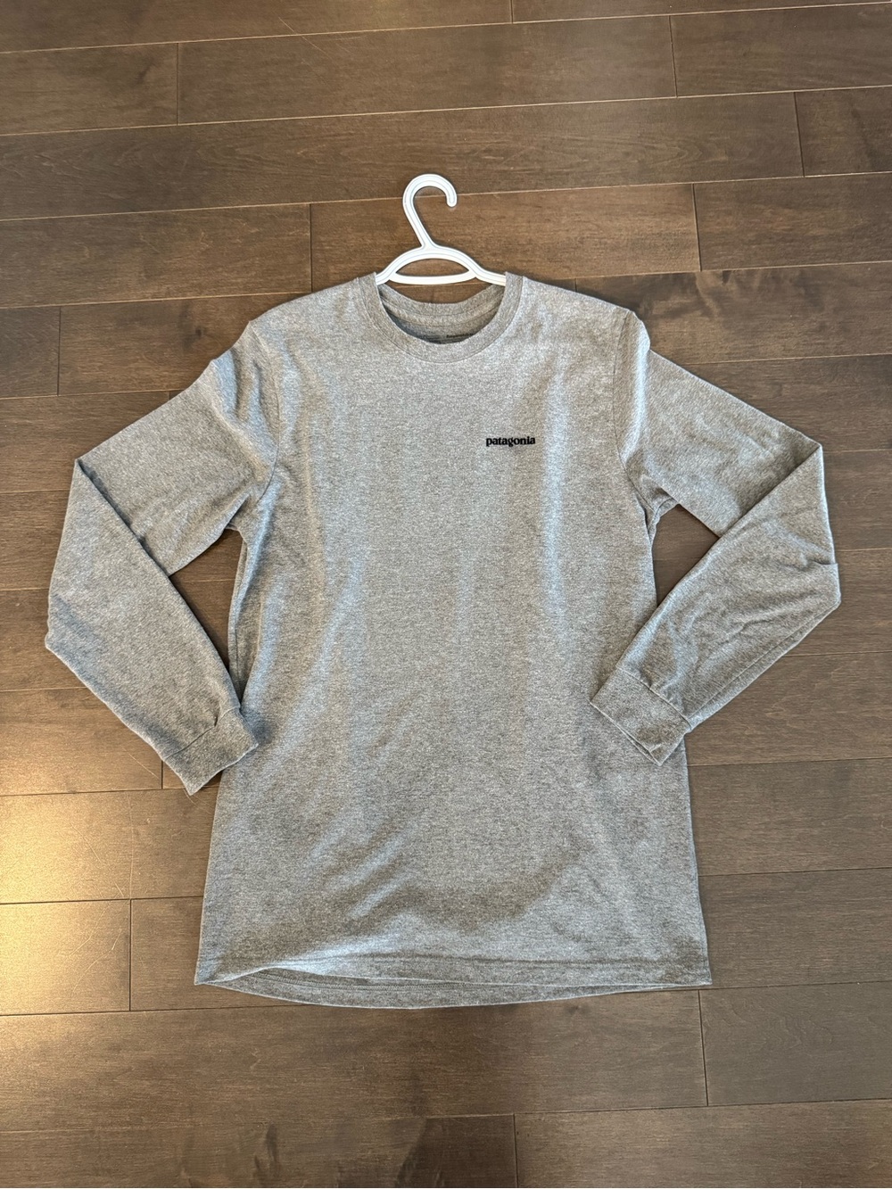Patagonia Gray Long-Sleeve Crew Shirt - Men’s Casual Top